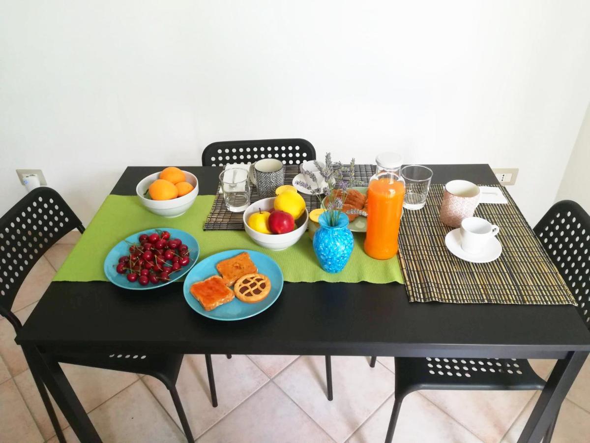Bed and Breakfast Il Vialetto Dei Limoni Вико-Экуенсе Экстерьер фото